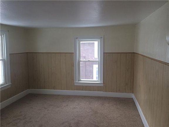 5th image of 139 Olcott St