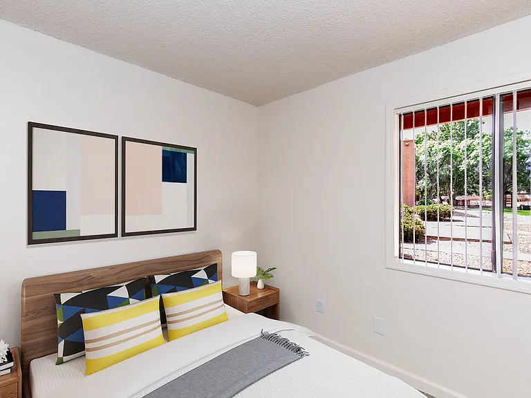 Garden Plaza Apartments — Photo 30