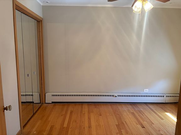 3rd image of 6031 N Newburg Ave #2