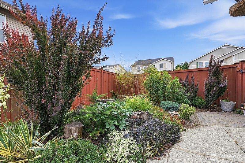4th image of 305 Lynnwood Avenue SE