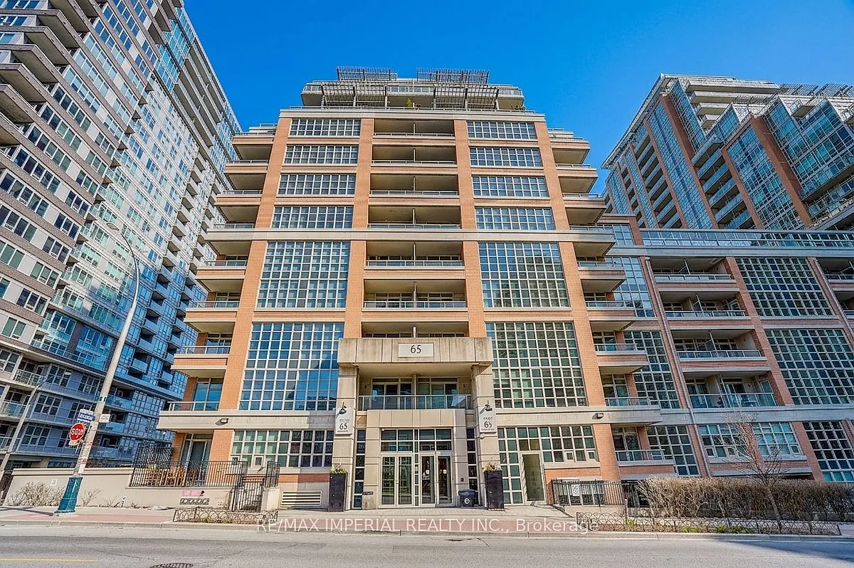 Building Photo - 65 Liberty St #417
