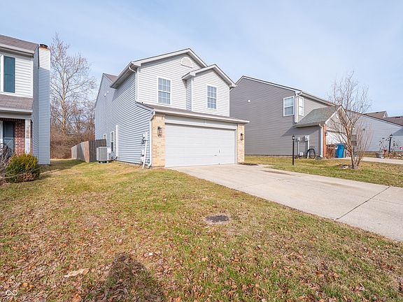3rd image of 9220 Bridgestone Ct