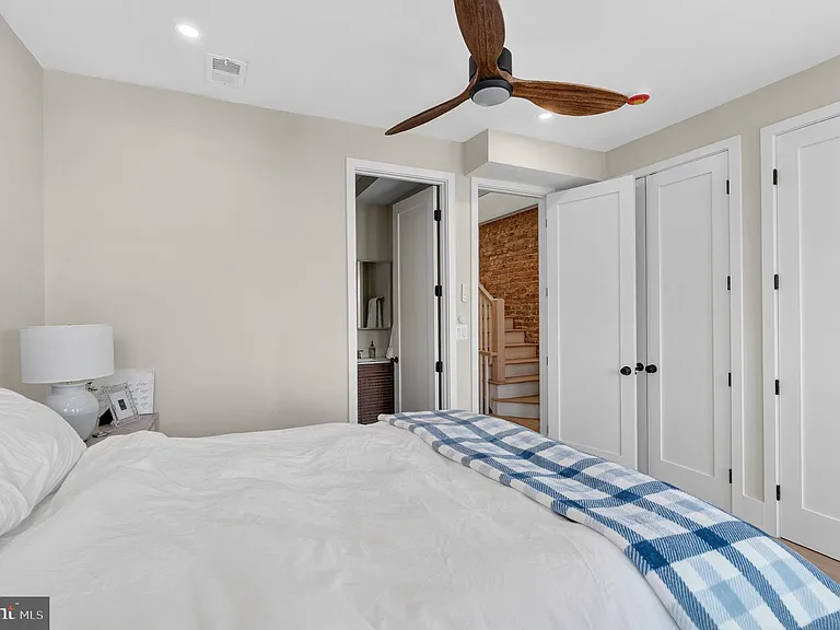 32 Adams St NW — Photo 19