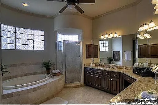 30 Stone Hill Ct — Photo 17