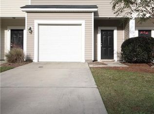 6 Brown Thrasher Ct, Port Wentworth, GA 31407