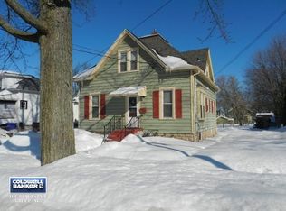 912 N State St, Appleton, WI 54911