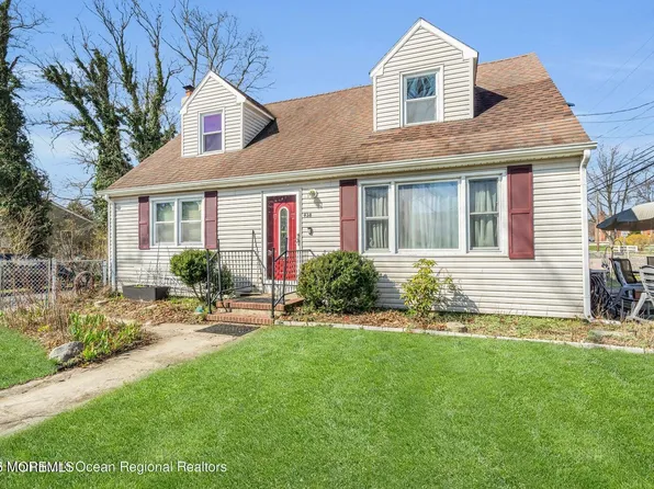 938 Wright Avenue, Toms River, NJ 08753