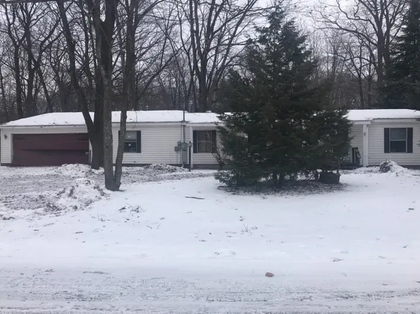 6199 Hatch Dr, Gaylord, MI 49735