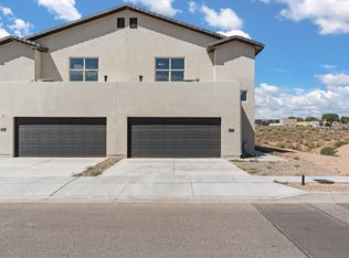 1077 Walsh St SE, Rio Rancho, NM 87124