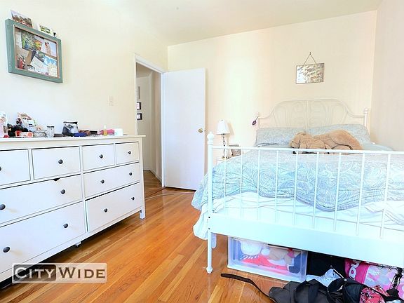 4th image of 21 E 2nd St #13A
