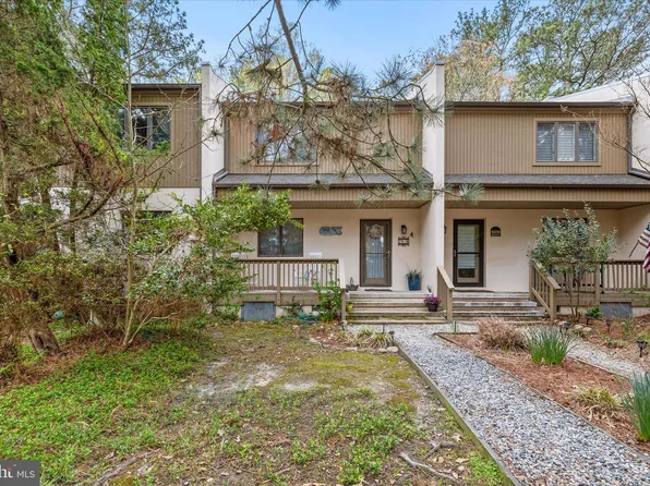 791 Salt Pond Cir #B, Bethany Beach, DE 19930