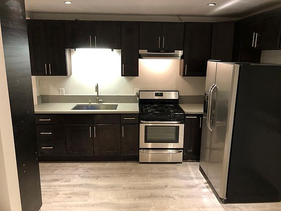 3rd image of 11522 Freeman Ave Unit A