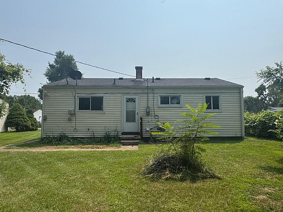 4th image of 2653 Woodruff Ln