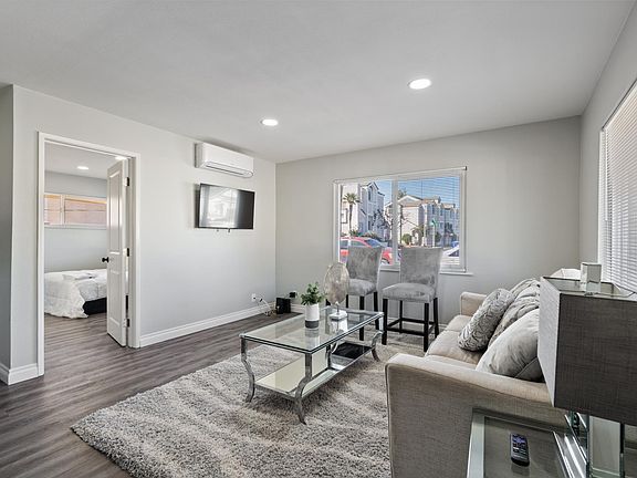 3rd image of 432 E Clara St #440