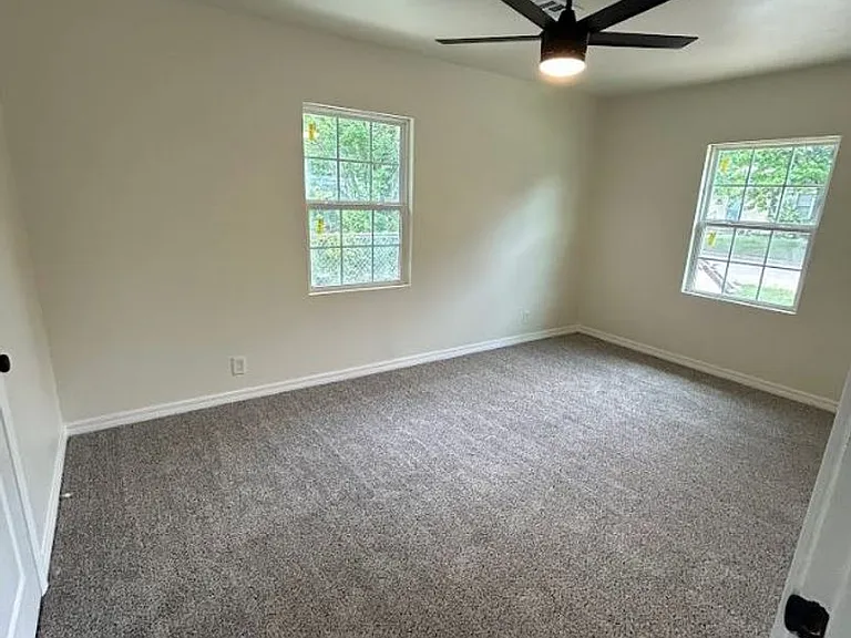 4301 N Wall St — Photo 5