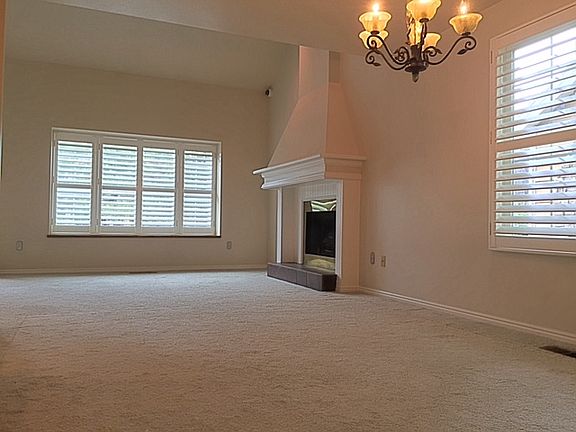 2nd image of 749 E Shady Creek Pl