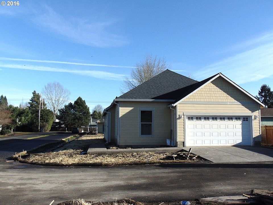 1st image of 1325 NE 17th Ave
