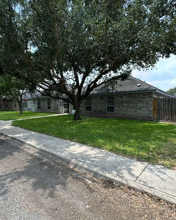 1907 Bahamas Dr #2