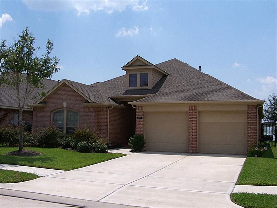 1st image of 10919 Brighton Gardens Dr