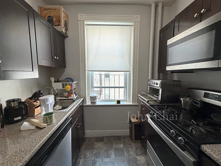 103 Gordon St #10 — Photo 2