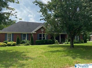 126 Debbie Blvd, Huntsville, AL 35811