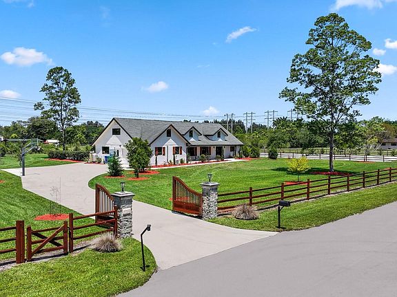 2nd image of 17531 SW 68th Court