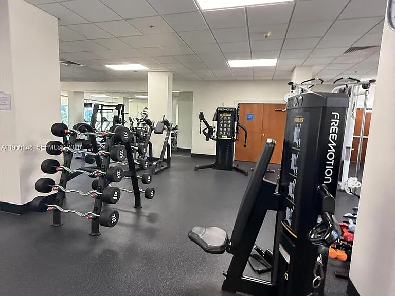 3001 S Ocean Dr #107 — Photo 19