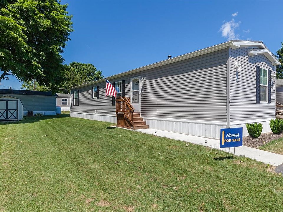 Exterior Image-22-Redman Champion 19 Green Acres