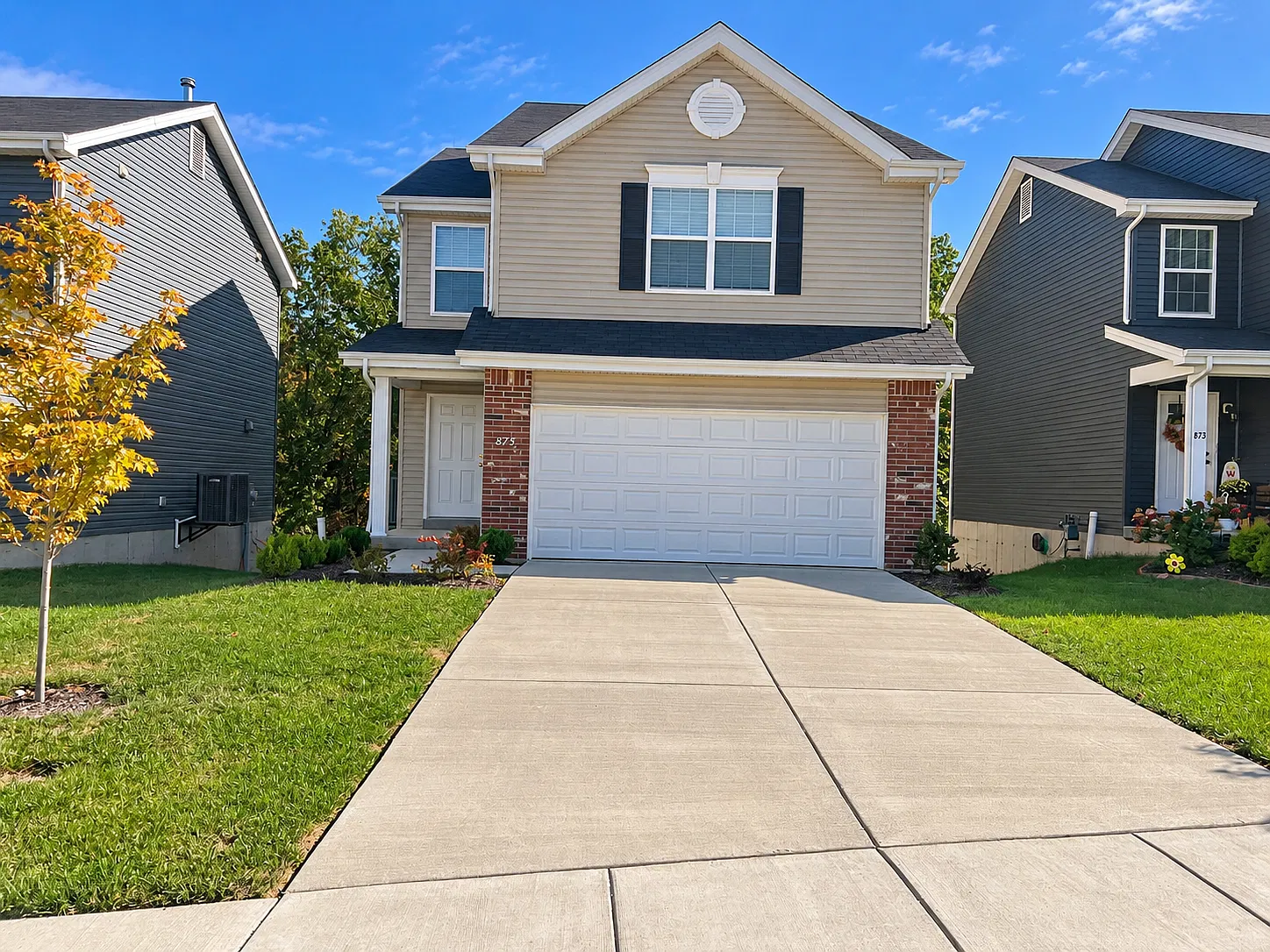3 bed, 2.5 bath, 1708 sqft, $1,950 — Photo 1