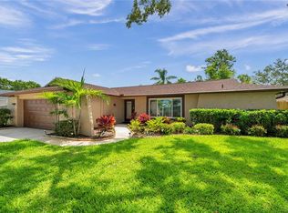 11245 Bella Loma Dr, Largo, FL 33774