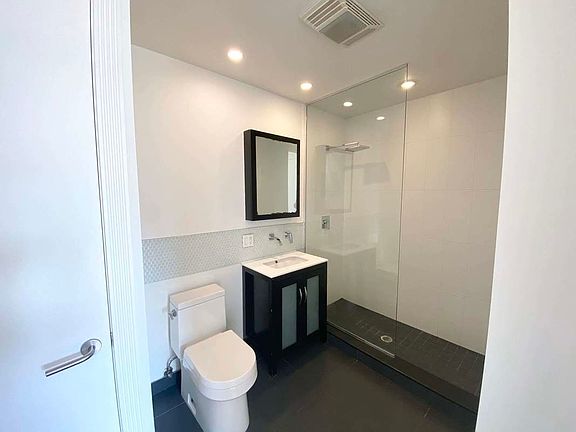 2nd image of 58 Bushwick Ave #2L