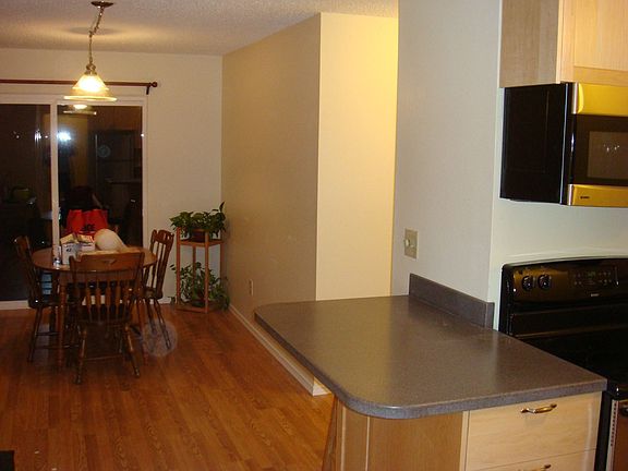 3rd image of 3317 Garfield Ct