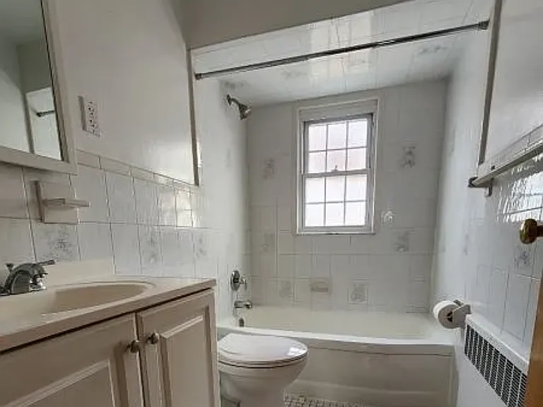 395 Coolidge Ave #1 — Photo 5