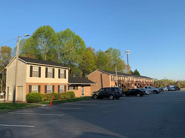 Linville Ridge Apartments — Photo 14