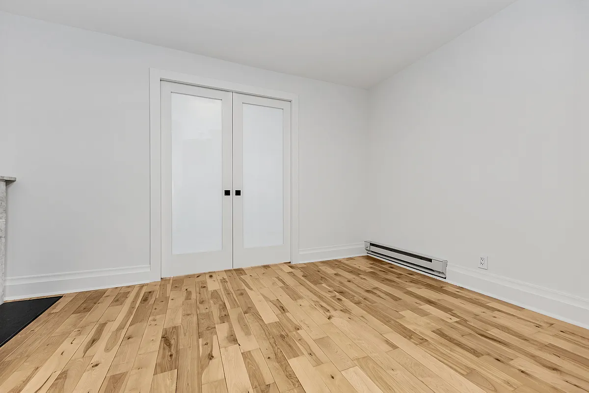 404 West 22nd Street — Photo 2