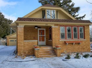 215 N Washington St, Elkhorn, WI 53121