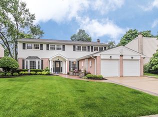 115 W Emerson St, Arlington Heights, IL 60005