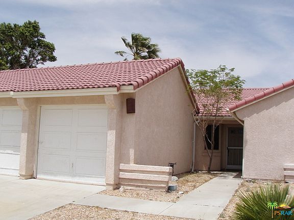 2nd image of 64844 Smith Ct