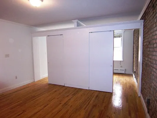 Rented by Friedman Roth Realty | media 77