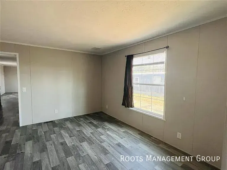 E9 Meadows Ct #E9 — Photo 7