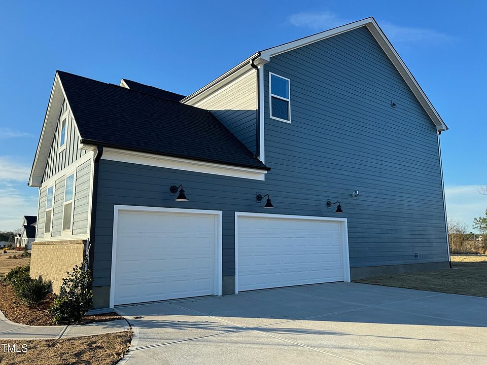 2828 Arrowsmith Dr, Fuquay Varina, NC 27526 Zillow