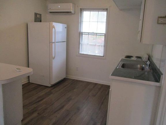 5th image of 551 E Miracle Strip Pkwy APT 2