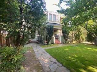 2322 32nd Ave S, Seattle, WA 98144