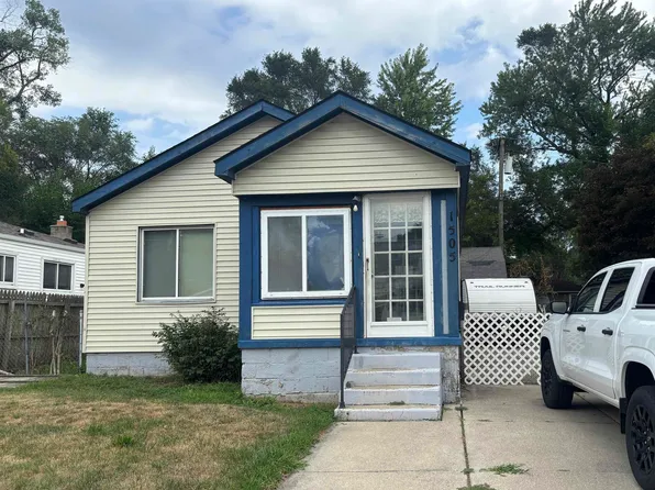 1505 E Jarvis Ave, Hazel Park, MI 48030