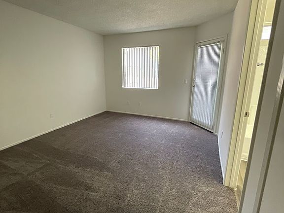 3rd image of 380 N Catalina Ave APT 5