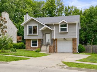 1451 20th St, West Des Moines, IA 50265