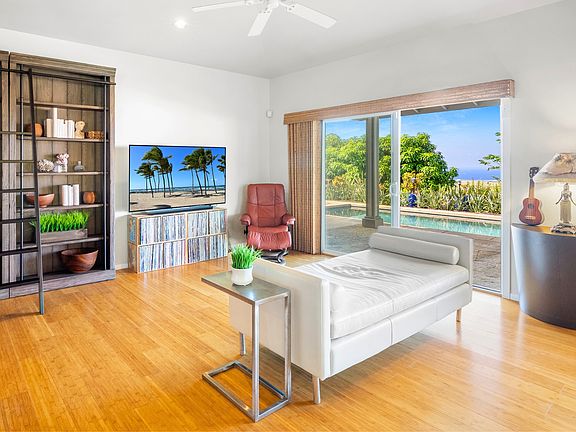 3rd image of 73-4368 Kapuahi St