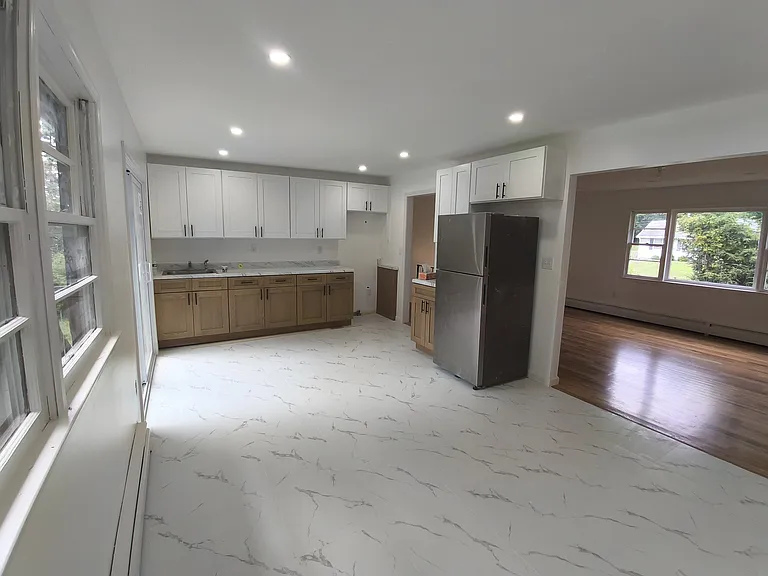534 High St — Photo 7