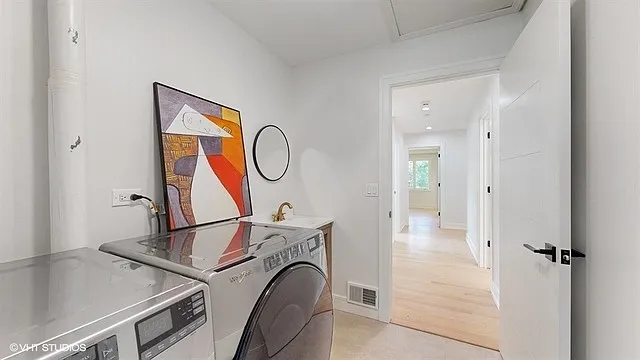 8473 Canterberry Dr — Photo 15