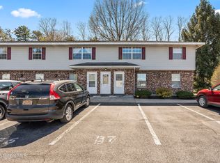 25B Pine Ln APT 6, Albany, NY 12203